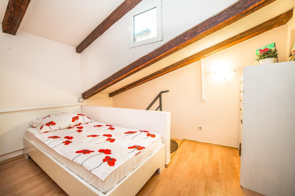 Apartments Dominik Rovinj Exterior foto